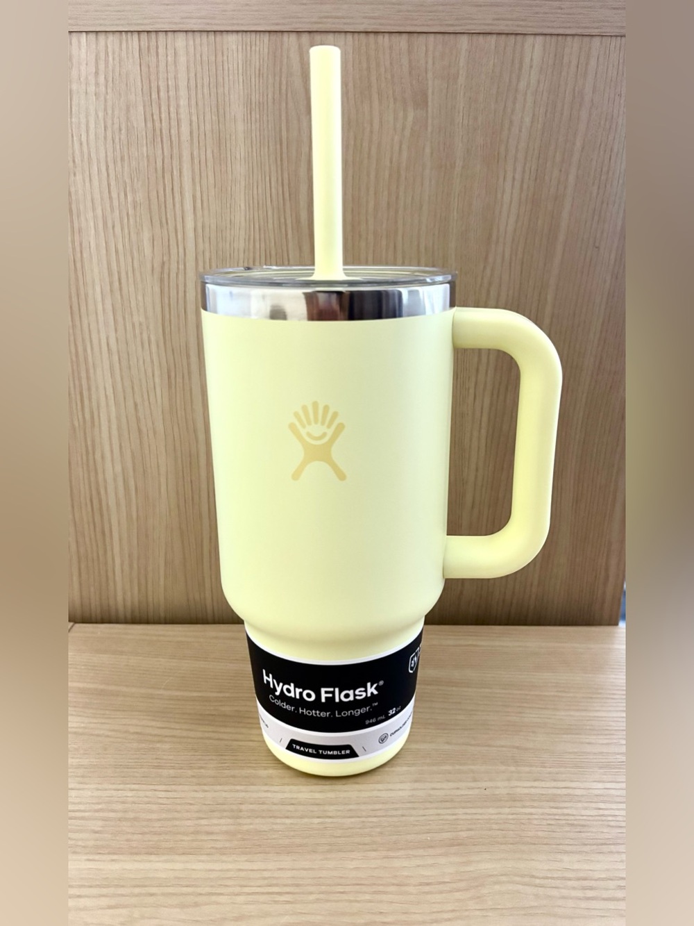 Hydroflask tumbler 32oz spotlight yellow